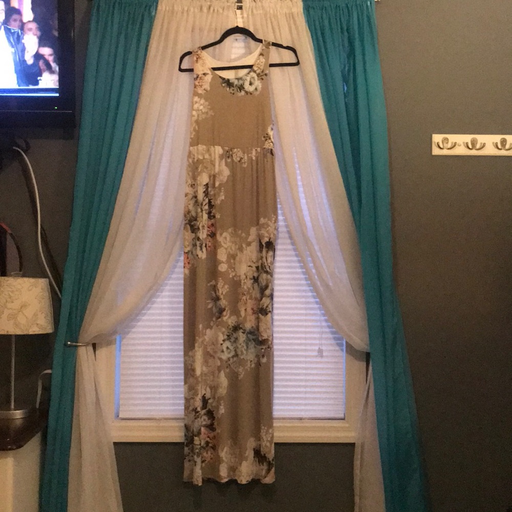 Maxi Dress
